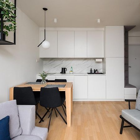 Elektrownia Powisle Stylish Apartment Varsóvia Exterior foto