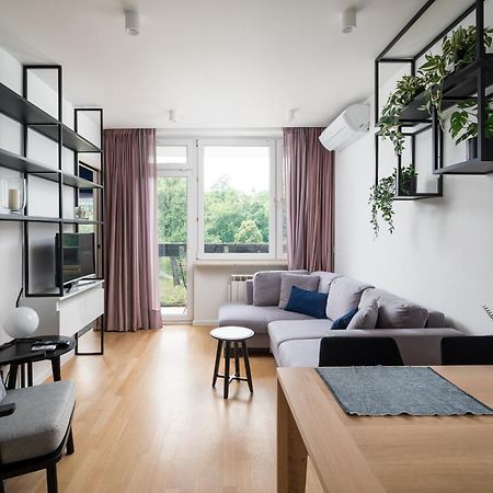 Elektrownia Powisle Stylish Apartment Varsóvia Exterior foto